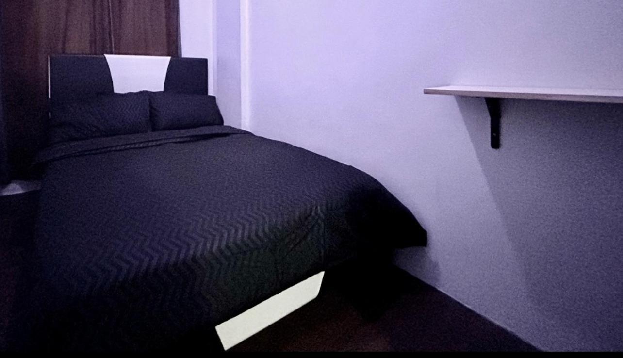 Private Room With Ac And Fan At Ekg Manila House Rental Exterior photo